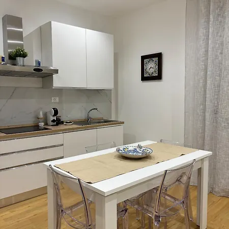 Apartment Syrakousai *