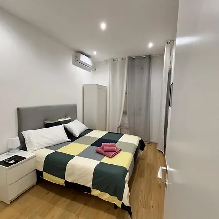 Apartament Syrakousai *