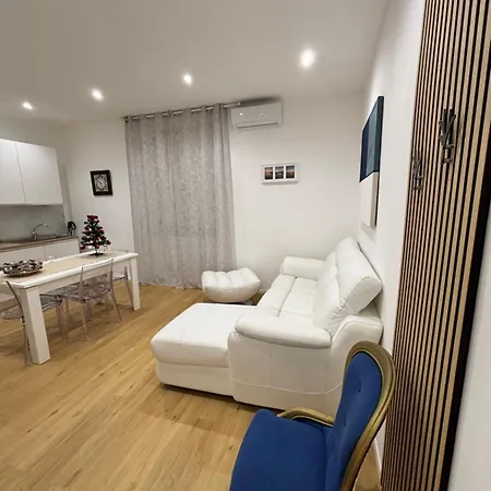 Syrakousai Apartament